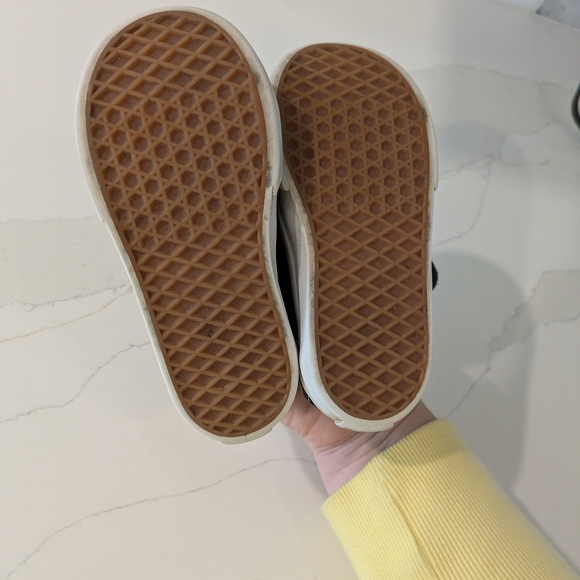 Vans Kids Black Mary Jane Shoes - Picture 3 of 9